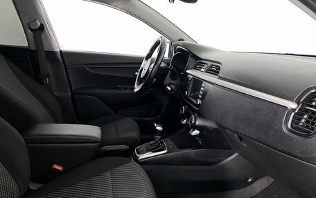 KIA Rio IV, 2018 год, 1 360 000 рублей, 12 фотография