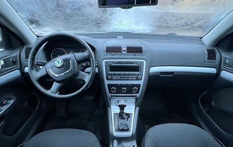 Skoda Octavia, 2011 год, 550 000 рублей, 13 фотография