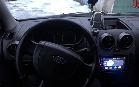 Ford Fusion I, 2005 год, 230 000 рублей, 7 фотография