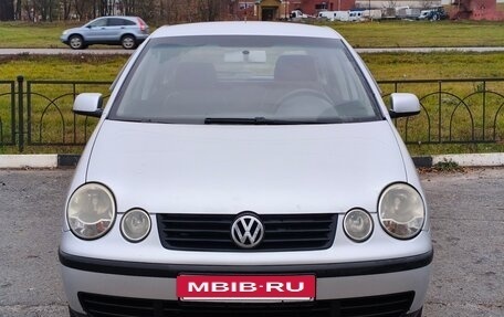 Volkswagen Polo IV рестайлинг, 2003 год, 450 000 рублей, 5 фотография