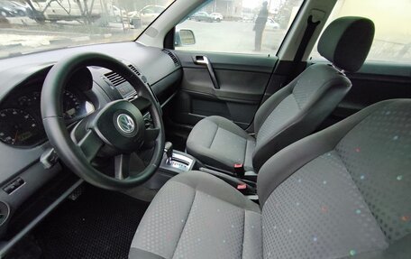 Volkswagen Polo IV рестайлинг, 2003 год, 450 000 рублей, 29 фотография