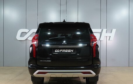 Mitsubishi Montero Sport, 2022 год, 3 900 000 рублей, 4 фотография