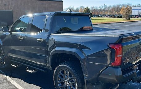 Toyota Tacoma, 2024 год, 5 900 000 рублей, 4 фотография