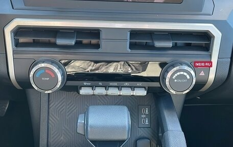 Toyota Tacoma, 2024 год, 5 900 000 рублей, 17 фотография