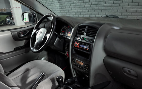 Hyundai Santa Fe Classic, 2011 год, 900 000 рублей, 16 фотография