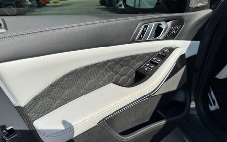 BMW X5 M, 2025 год, 17 876 986 рублей, 10 фотография