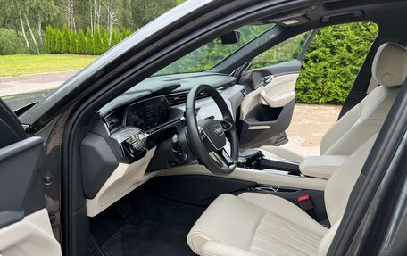 Audi e-tron I, 2021 год, 5 300 000 рублей, 7 фотография