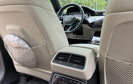 Audi e-tron I, 2021 год, 5 300 000 рублей, 16 фотография