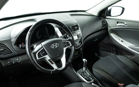 Hyundai Solaris II рестайлинг, 2012 год, 739 898 рублей, 11 фотография
