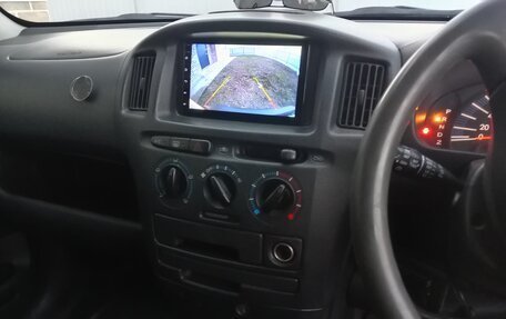 Toyota Succeed I рестайлинг, 2009 год, 670 000 рублей, 3 фотография