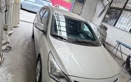 Hyundai Solaris II рестайлинг, 2015 год, 1 480 000 рублей, 15 фотография