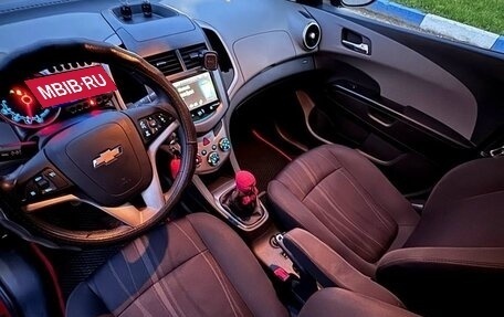 Chevrolet Aveo III, 2013 год, 800 000 рублей, 12 фотография