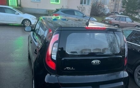 KIA Soul II рестайлинг, 2015 год, 1 170 000 рублей, 12 фотография