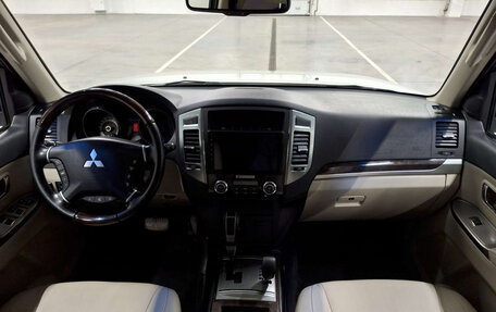 Mitsubishi Pajero IV, 2020 год, 3 500 000 рублей, 17 фотография