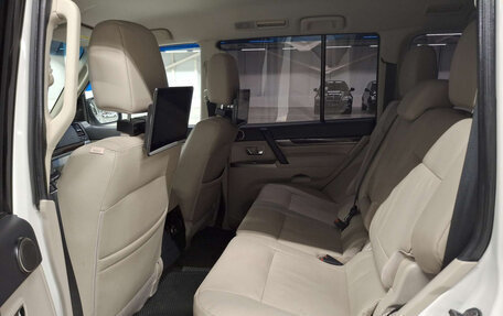 Mitsubishi Pajero IV, 2020 год, 3 500 000 рублей, 15 фотография