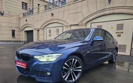 BMW 3 серия, 2018 год, 2 500 000 рублей, 1 фотография