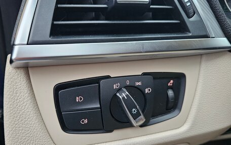 BMW 3 серия, 2018 год, 2 500 000 рублей, 28 фотография