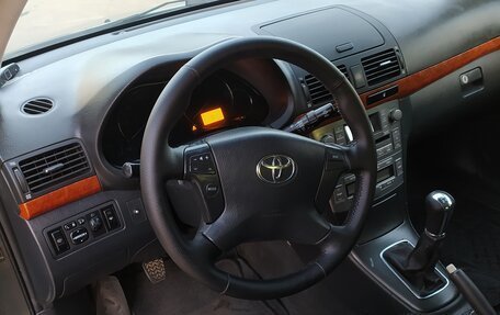 Toyota Avensis III рестайлинг, 2007 год, 660 000 рублей, 8 фотография