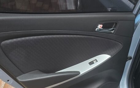 Hyundai Solaris II рестайлинг, 2012 год, 1 090 000 рублей, 11 фотография