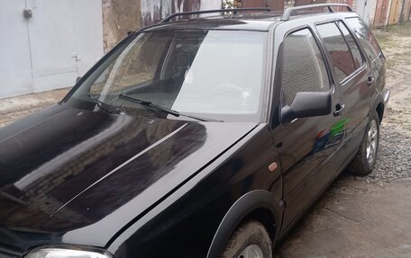 Volkswagen Golf III, 1997 год, 270 000 рублей, 2 фотография