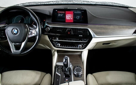 BMW 5 серия, 2019 год, 3 840 000 рублей, 12 фотография