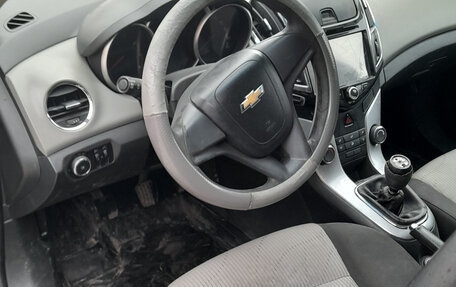 Chevrolet Cruze II, 2013 год, 600 000 рублей, 4 фотография