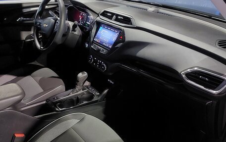 Chevrolet TrailBlazer, 2023 год, 2 300 000 рублей, 8 фотография