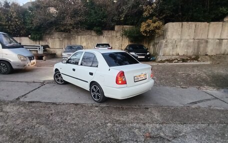 Hyundai Accent II, 2011 год, 400 000 рублей, 3 фотография