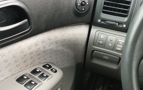 KIA Carnival III, 2008 год, 750 000 рублей, 10 фотография