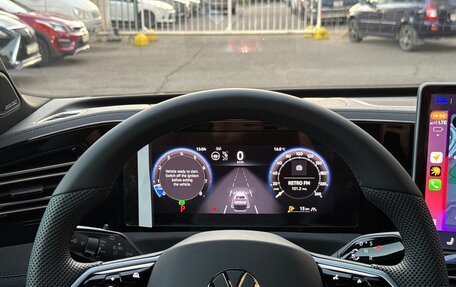 Volkswagen Tiguan, 2025 год, 4 865 000 рублей, 18 фотография