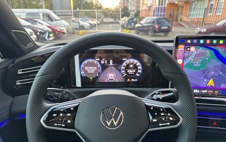 Volkswagen Tiguan, 2025 год, 4 865 000 рублей, 23 фотография