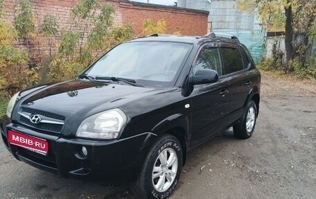 Hyundai Tucson III, 2008 год, 650 000 рублей, 1 фотография