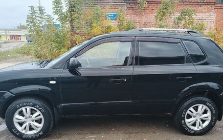 Hyundai Tucson III, 2008 год, 650 000 рублей, 2 фотография