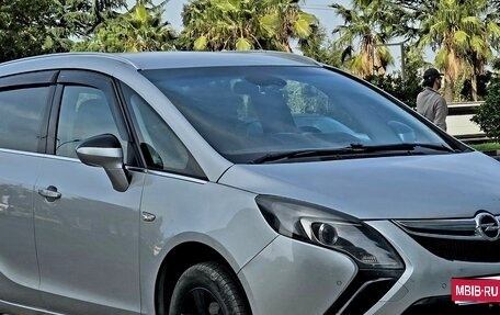 Opel Zafira C рестайлинг, 2014 год, 1 350 000 рублей, 1 фотография