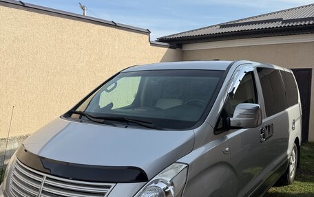 Hyundai Grand Starex Grand Starex I рестайлинг 2, 2008 год, 1 590 000 рублей, 5 фотография