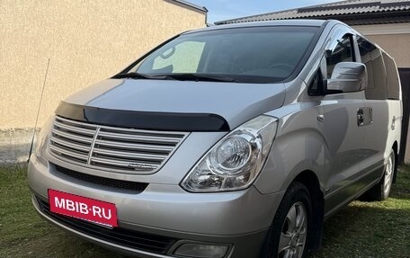 Hyundai Grand Starex Grand Starex I рестайлинг 2, 2008 год, 1 590 000 рублей, 4 фотография