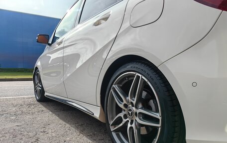 Mercedes-Benz B-Класс, 2016 год, 1 900 000 рублей, 14 фотография