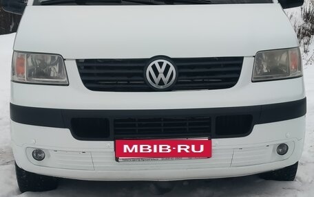 Volkswagen Transporter T5 рестайлинг, 2003 год, 1 200 000 рублей, 2 фотография