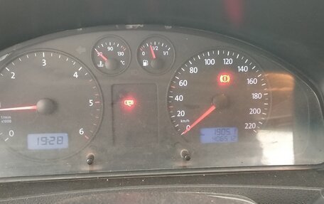 Volkswagen Transporter T5 рестайлинг, 2003 год, 1 200 000 рублей, 11 фотография