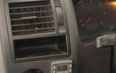 Volkswagen Transporter T5 рестайлинг, 2003 год, 1 200 000 рублей, 9 фотография