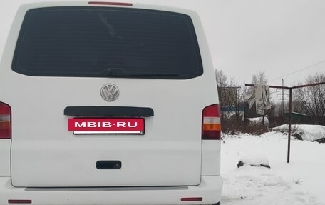 Volkswagen Transporter T5 рестайлинг, 2003 год, 1 200 000 рублей, 23 фотография