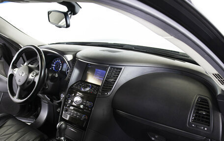 Infiniti QX70, 2016 год, 2 348 000 рублей, 9 фотография