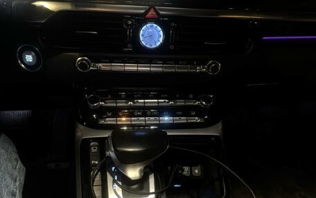 Genesis G90 I рестайлинг, 2016 год, 3 600 000 рублей, 7 фотография