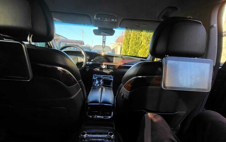 Genesis G90 I рестайлинг, 2016 год, 3 600 000 рублей, 16 фотография