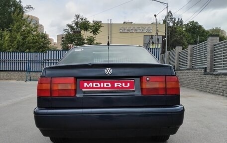 Volkswagen Passat B4, 1994 год, 155 000 рублей, 13 фотография