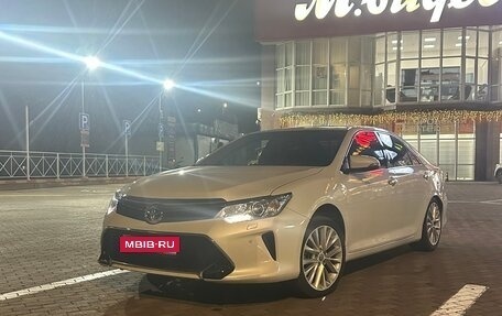 Toyota Camry, 2016 год, 1 900 000 рублей, 1 фотография