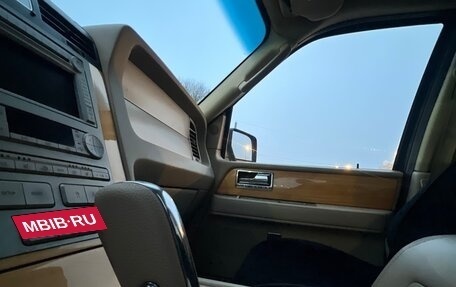 Lincoln Navigator, 2007 год, 2 150 000 рублей, 13 фотография