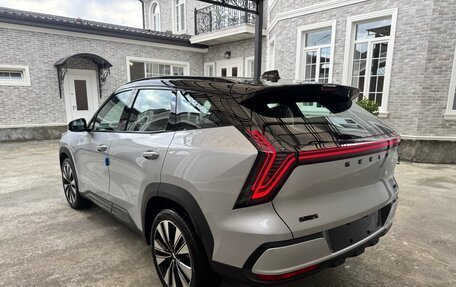 Geely Atlas, 2025 год, 2 950 000 рублей, 8 фотография