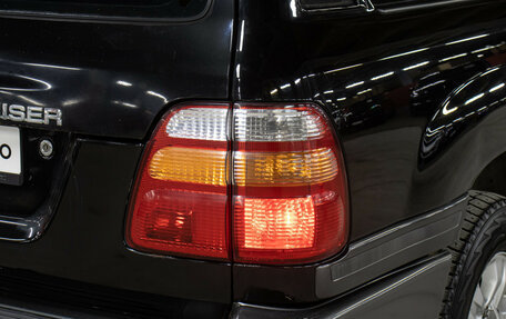 Toyota Land Cruiser 100 рестайлинг 2, 2002 год, 1 449 000 рублей, 23 фотография