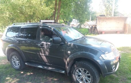 Mitsubishi Pajero Sport II рестайлинг, 2011 год, 1 890 000 рублей, 3 фотография